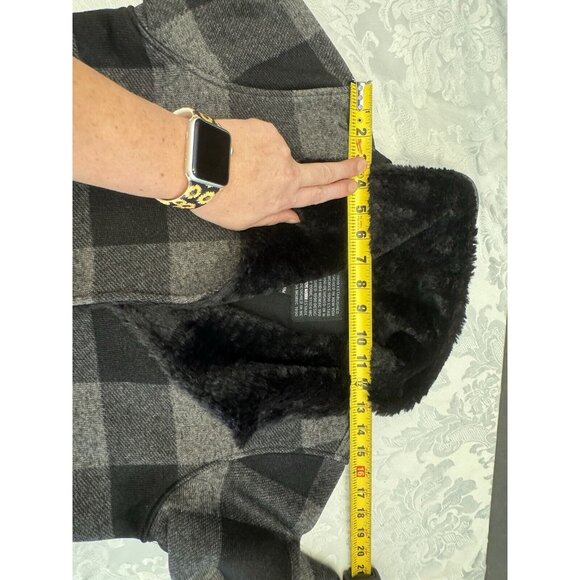 Steve Madden Size Med Lake Ode‎ Faux Fur Buffalo Plaid Check Gray Black Coat - Picture 10 of 14